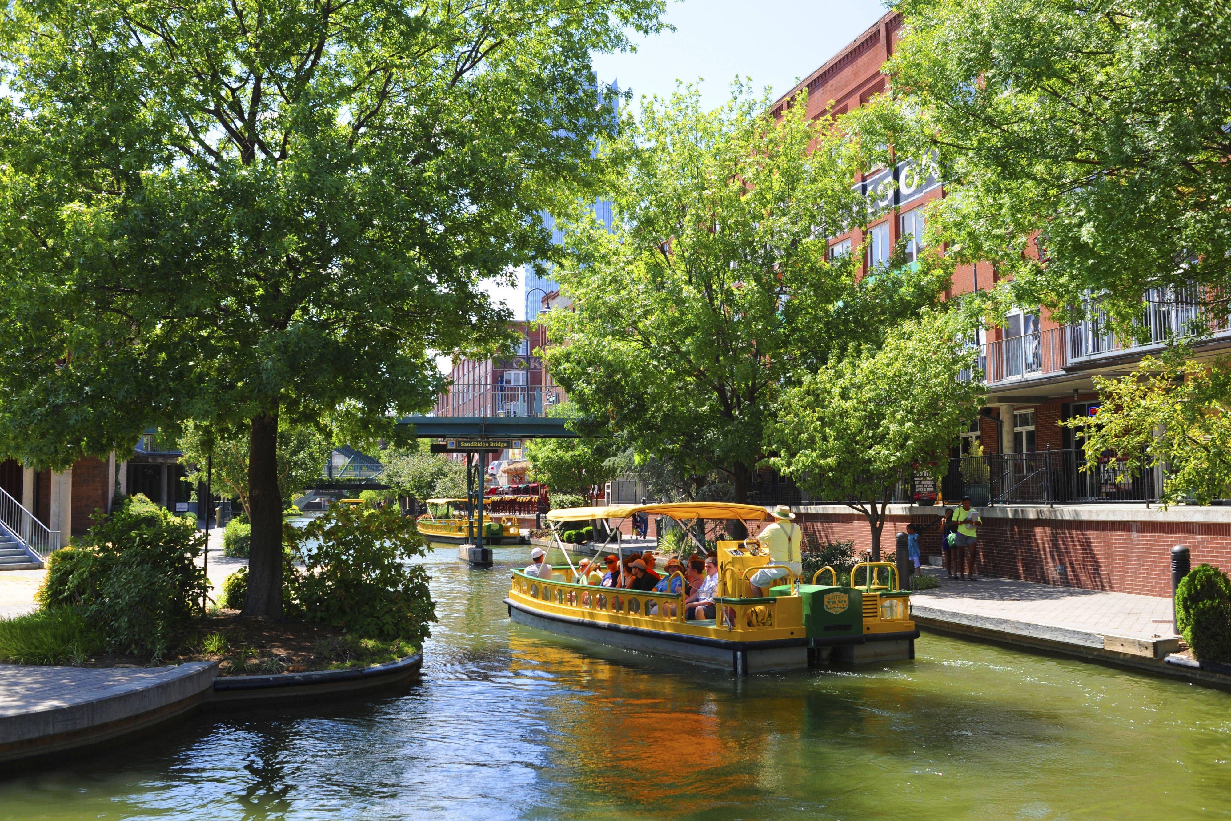 Holiday Inn Express & Suites Oklahoma City Downtown - Bricktown By Ihg Esterno foto