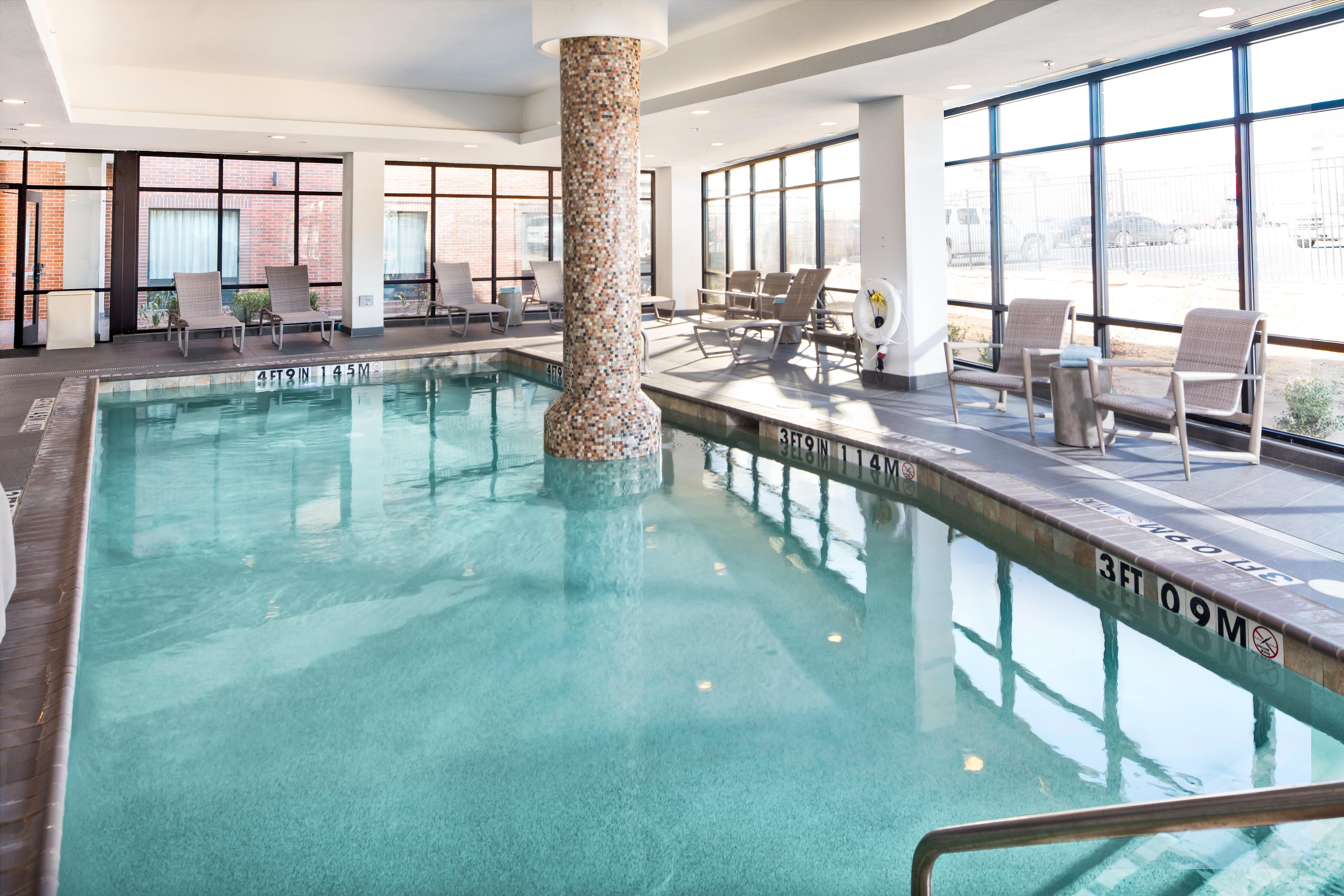 Holiday Inn Express & Suites Oklahoma City Downtown - Bricktown By Ihg Esterno foto