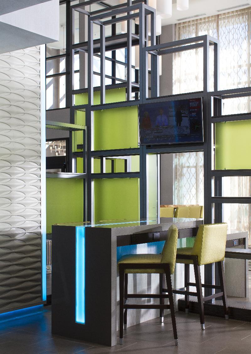 Holiday Inn Express & Suites Oklahoma City Downtown - Bricktown By Ihg Esterno foto