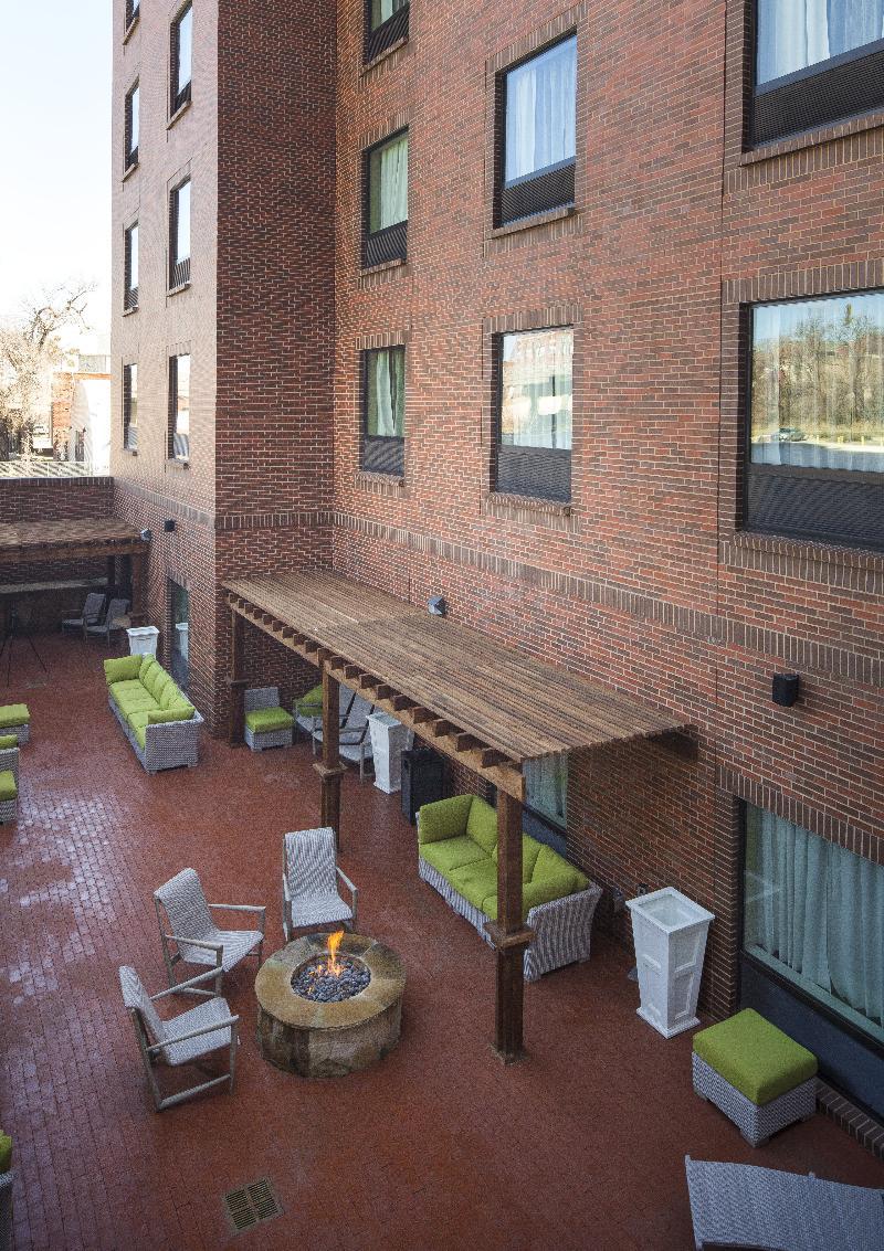 Holiday Inn Express & Suites Oklahoma City Downtown - Bricktown By Ihg Esterno foto
